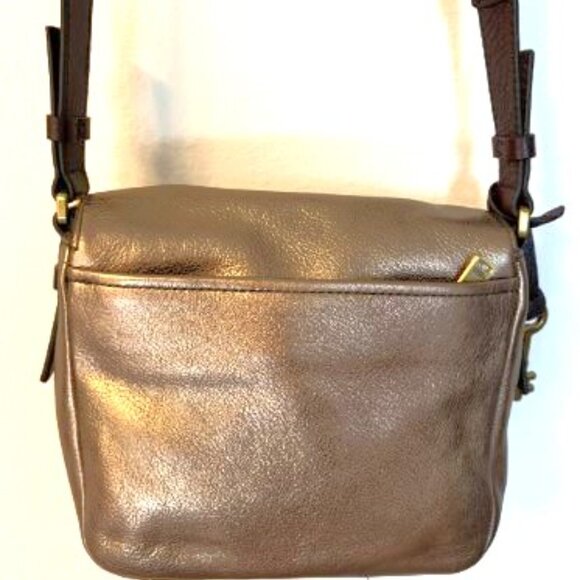 Fossil Peyton Double Flap  Crossbody Purse – Gold (Metallic sheen) - Picture 2 of 6
